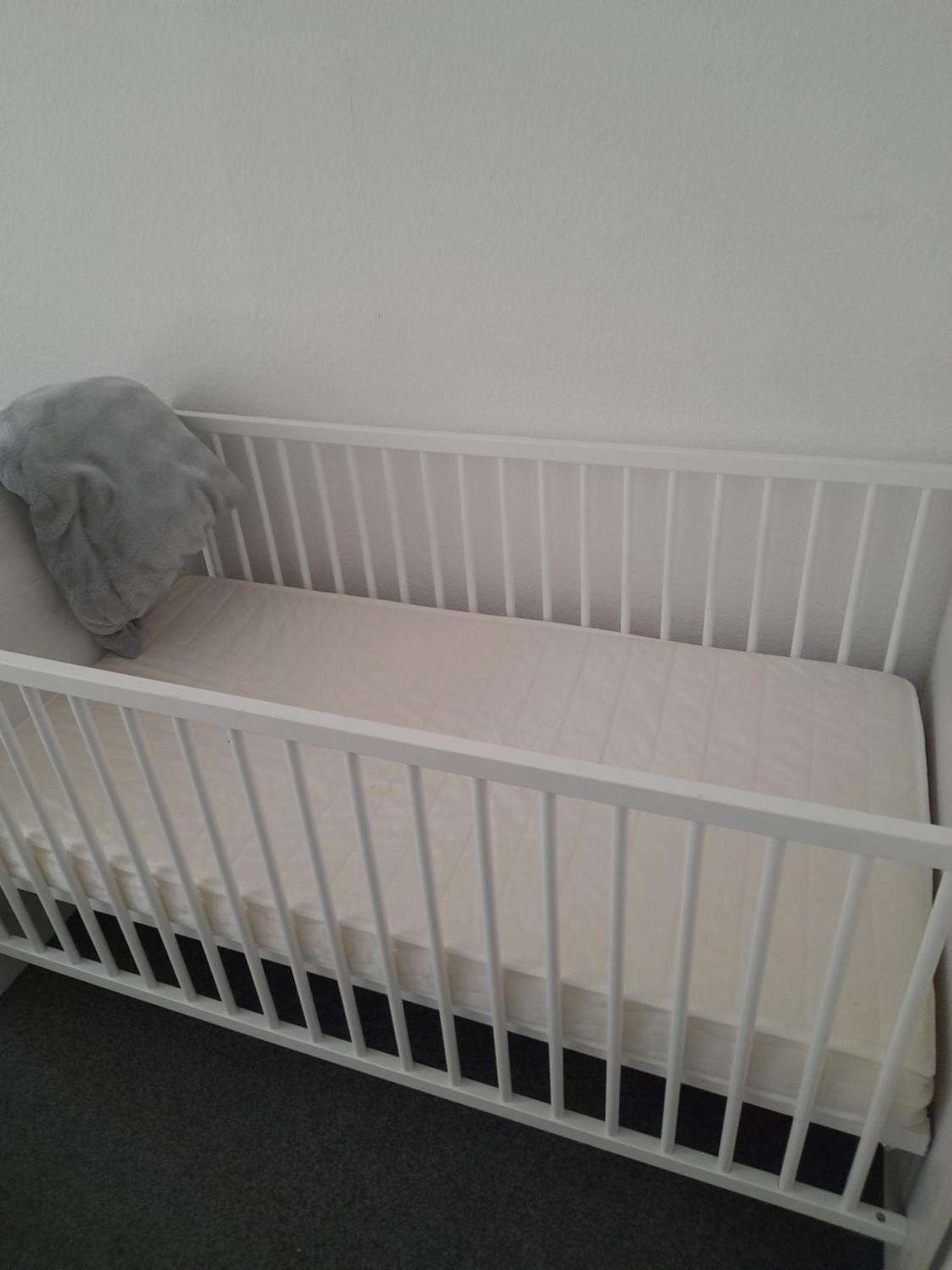 70 Qm Ferienwohnung Mit 2 Schlafzimmern ツウィッカウ エクステリア 写真